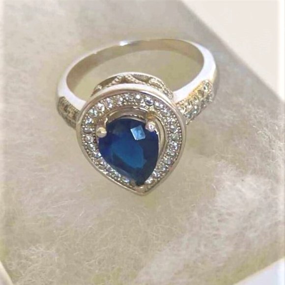 925 Sterling Silver Blue Sapphire and CZ ring - Picture 7 of 16